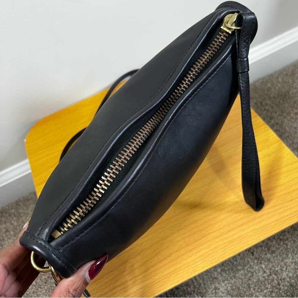 COACH | Vintage Bonnie Cashin Leather Bag - Picture 3 of 12